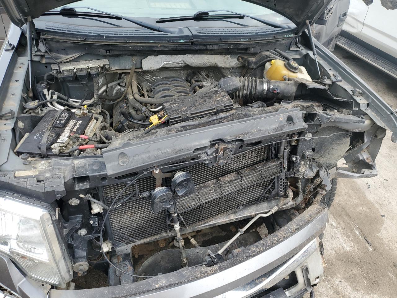 2014 Ford F-150 - Image 12