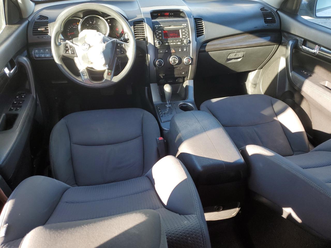 2011 Kia Sorento - Image 8
