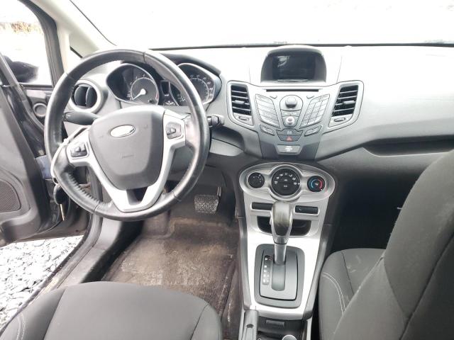  FORD FIESTA 2014 Черный
