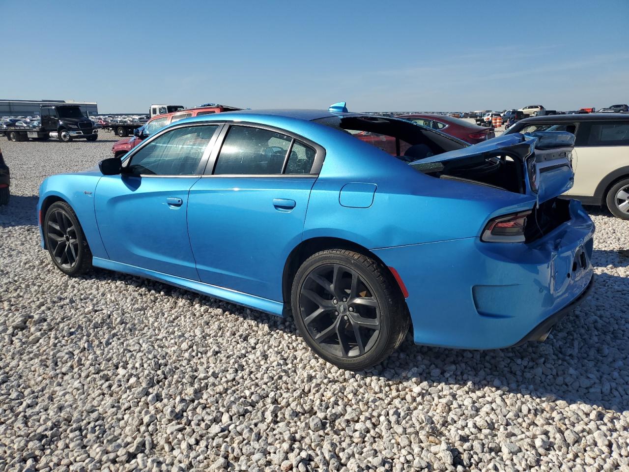2019 Dodge Charger - Image 2