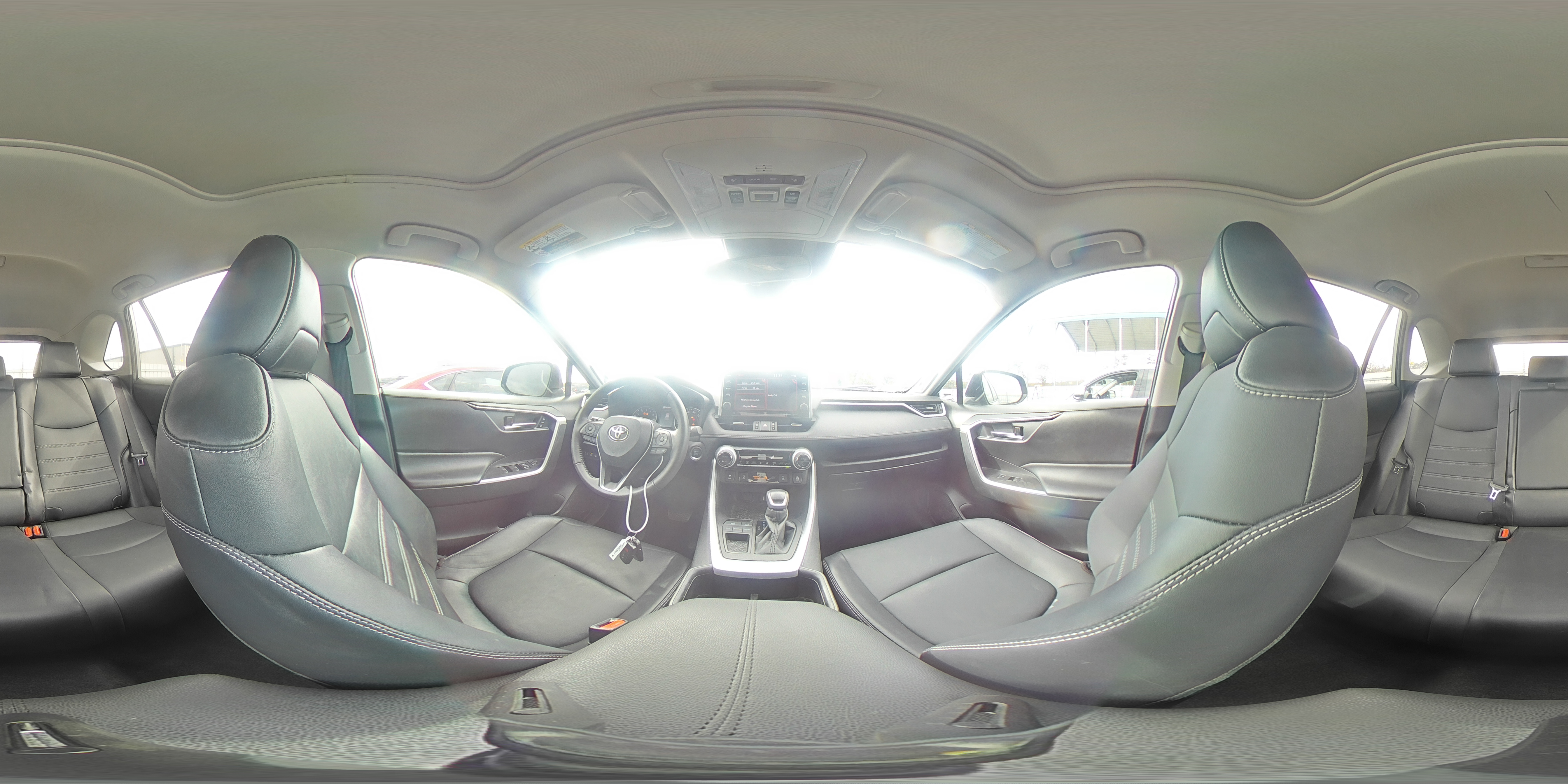 2022 Toyota RAV 4 - Image 16