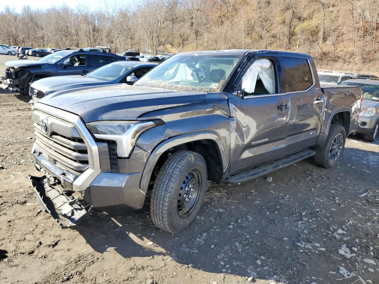 2023 Toyota Tundra - Image 1