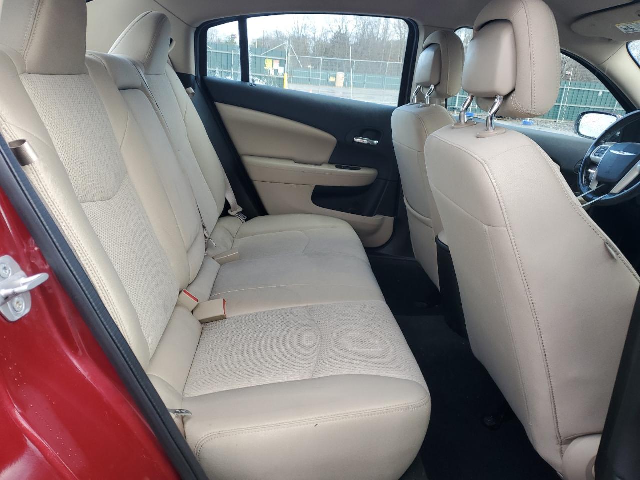 2012 Chrysler 200 - Image 10