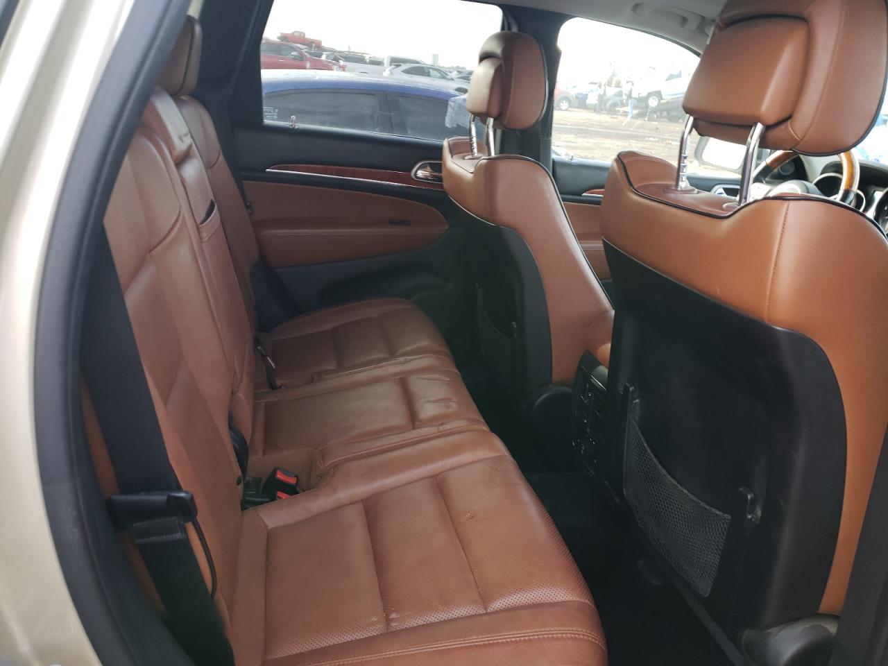 2011 Jeep Grand Cherokee - Image 11