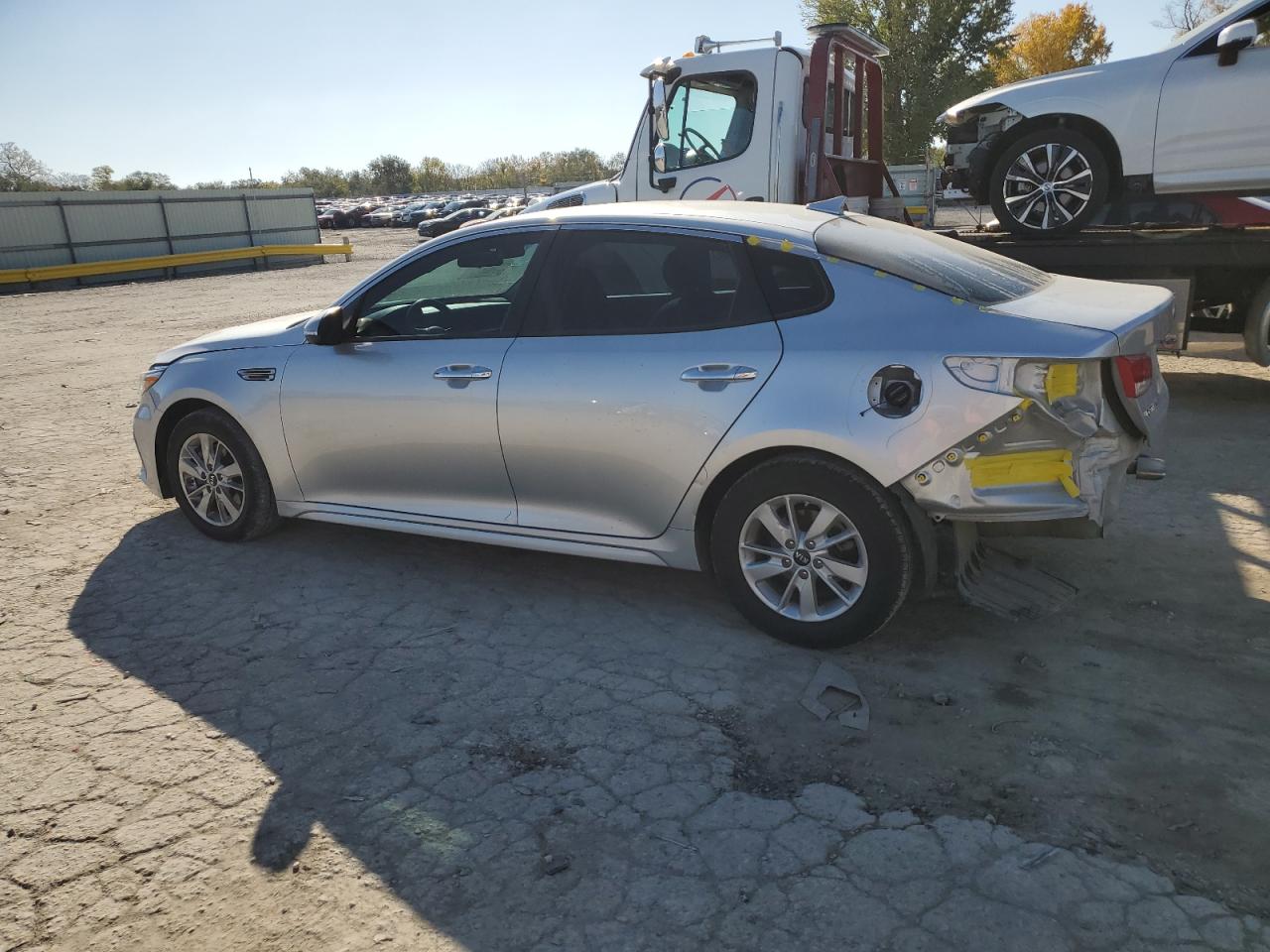 2019 Kia Optima - Image 2