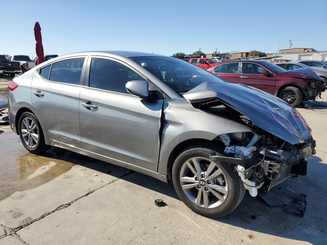 VIN KMHD84LF1JU608634 2018 HYUNDAI ELANTRA no.4