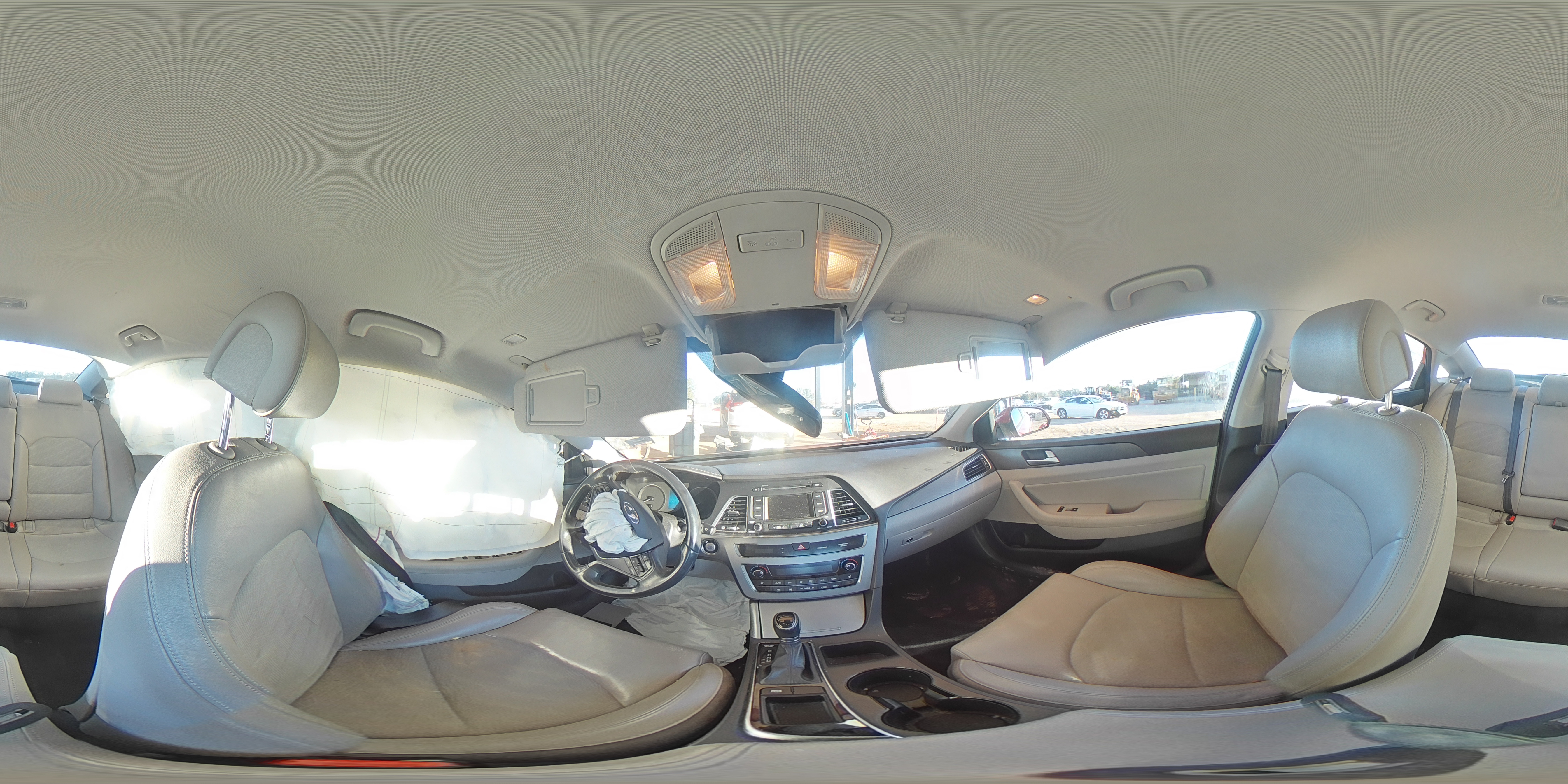 2015 Hyundai Sonata - Image 12
