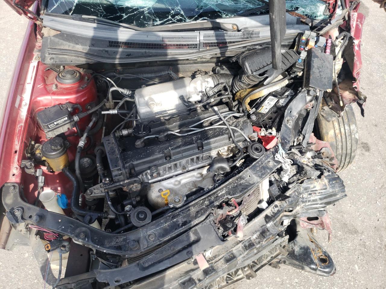 2005 Kia Spectra - Image 12