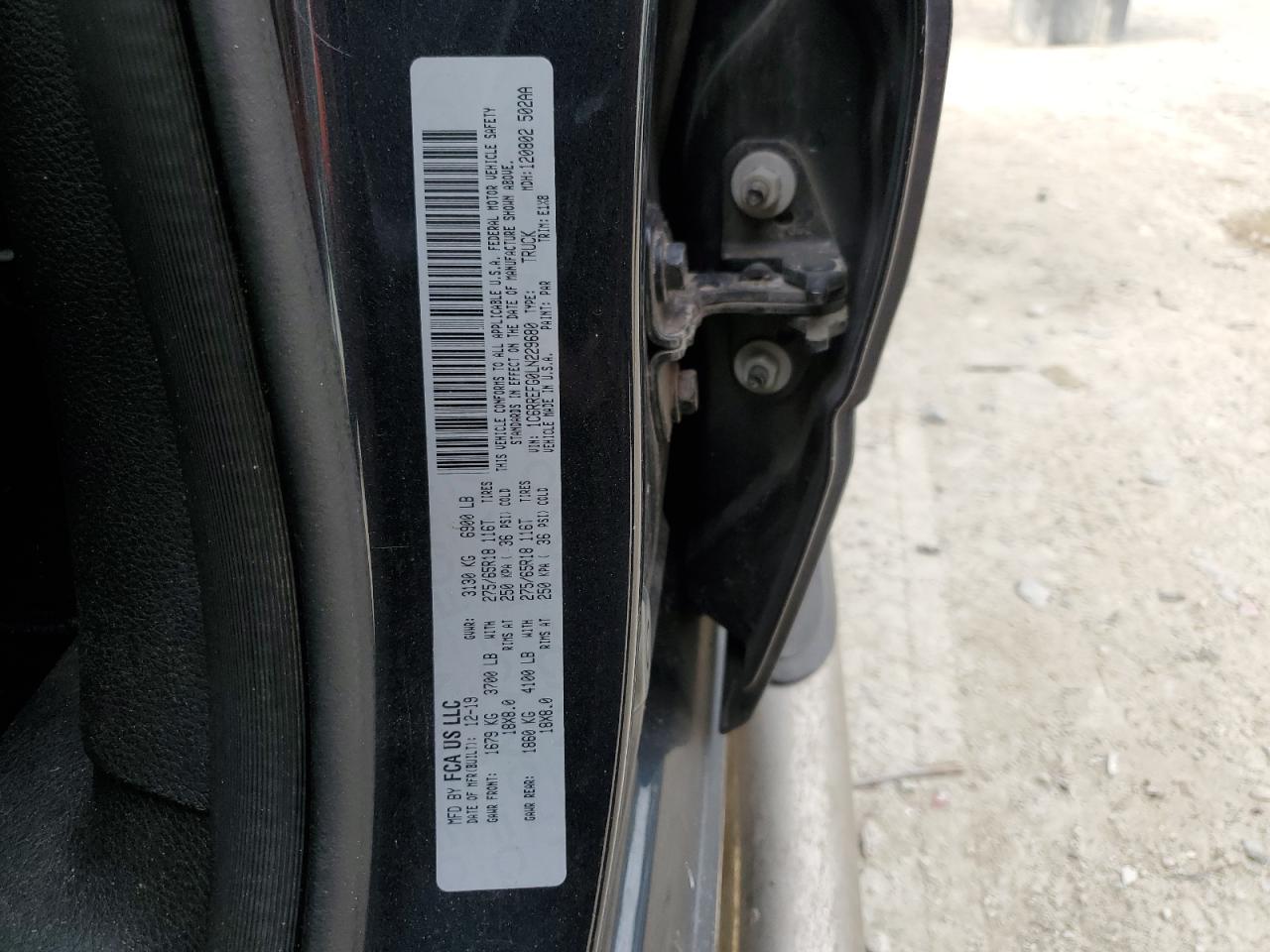 2020 RAM 1500 - Image 12