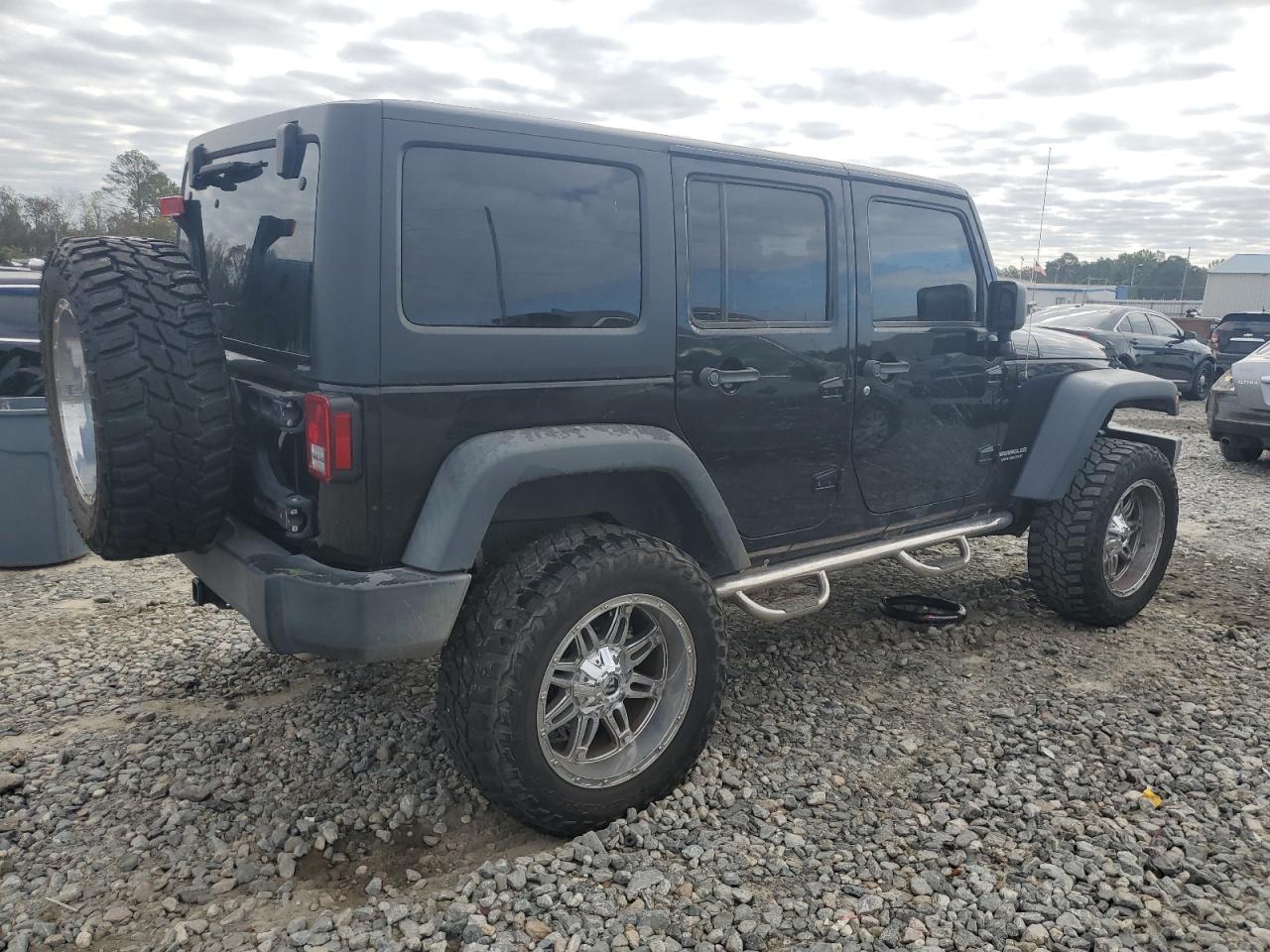 2016 Jeep Wrangler - Image 3