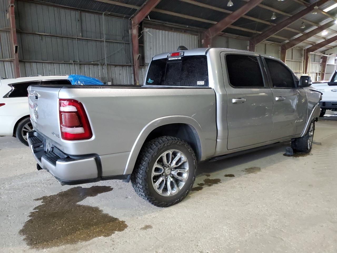 2019 RAM 1500 - Image 3