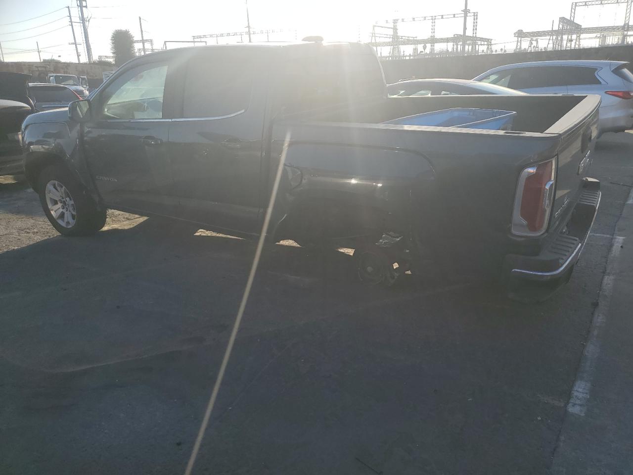 VIN 1GTG5CEN0H1158348 2017 GMC CANYON no.2