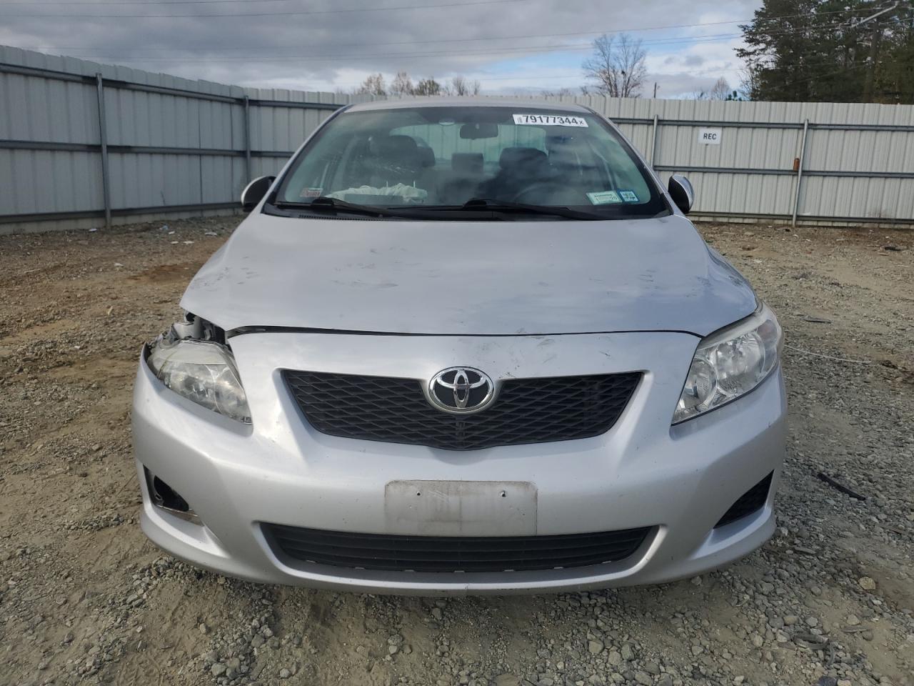 2010 Toyota Corolla - Image 5