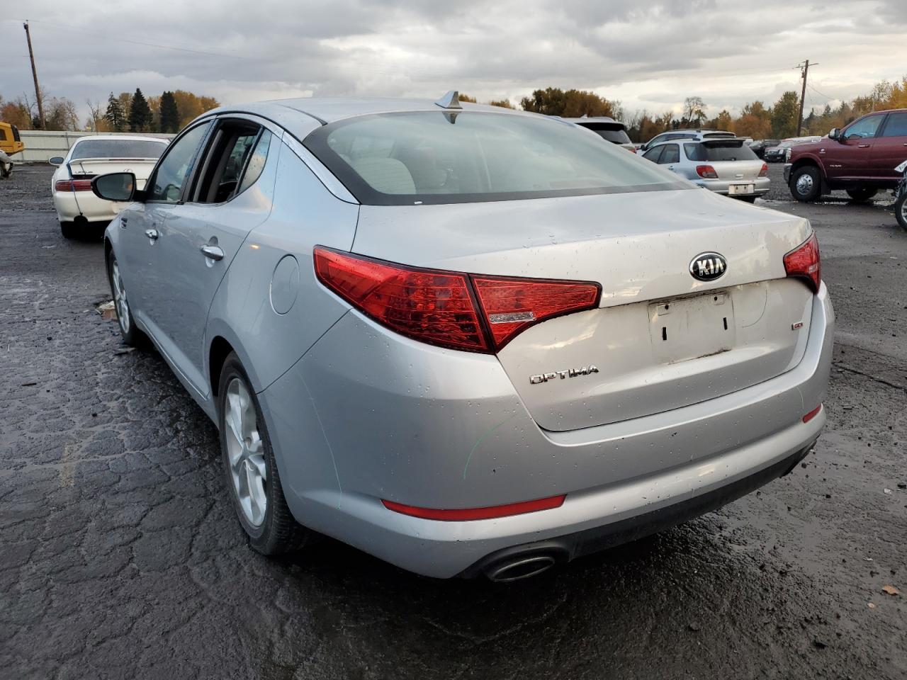 VIN 5XXGM4A76DG201945 2013 KIA OPTIMA no.2