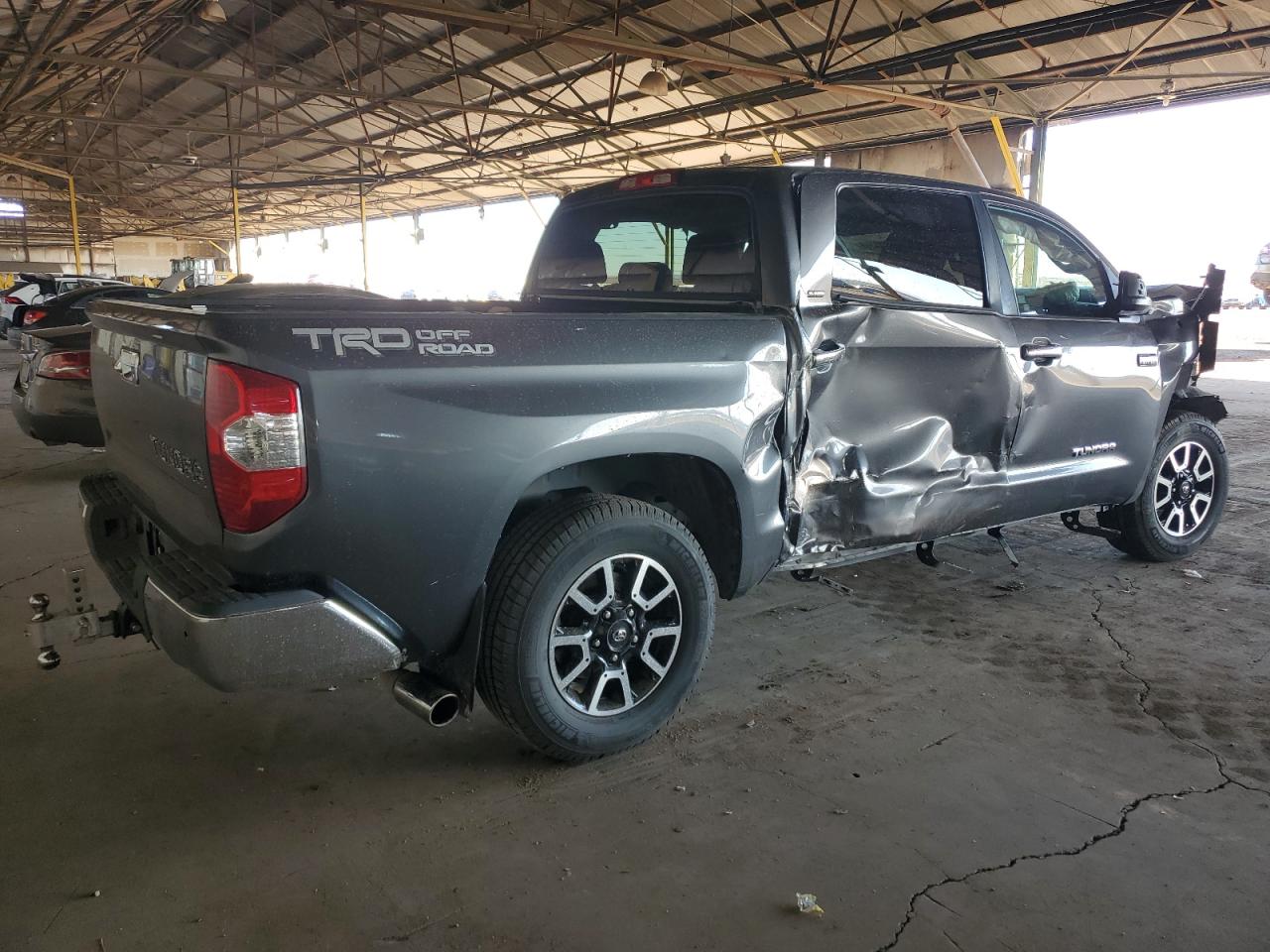 VIN 5TFEY5F15GX211109 2016 TOYOTA TUNDRA no.3