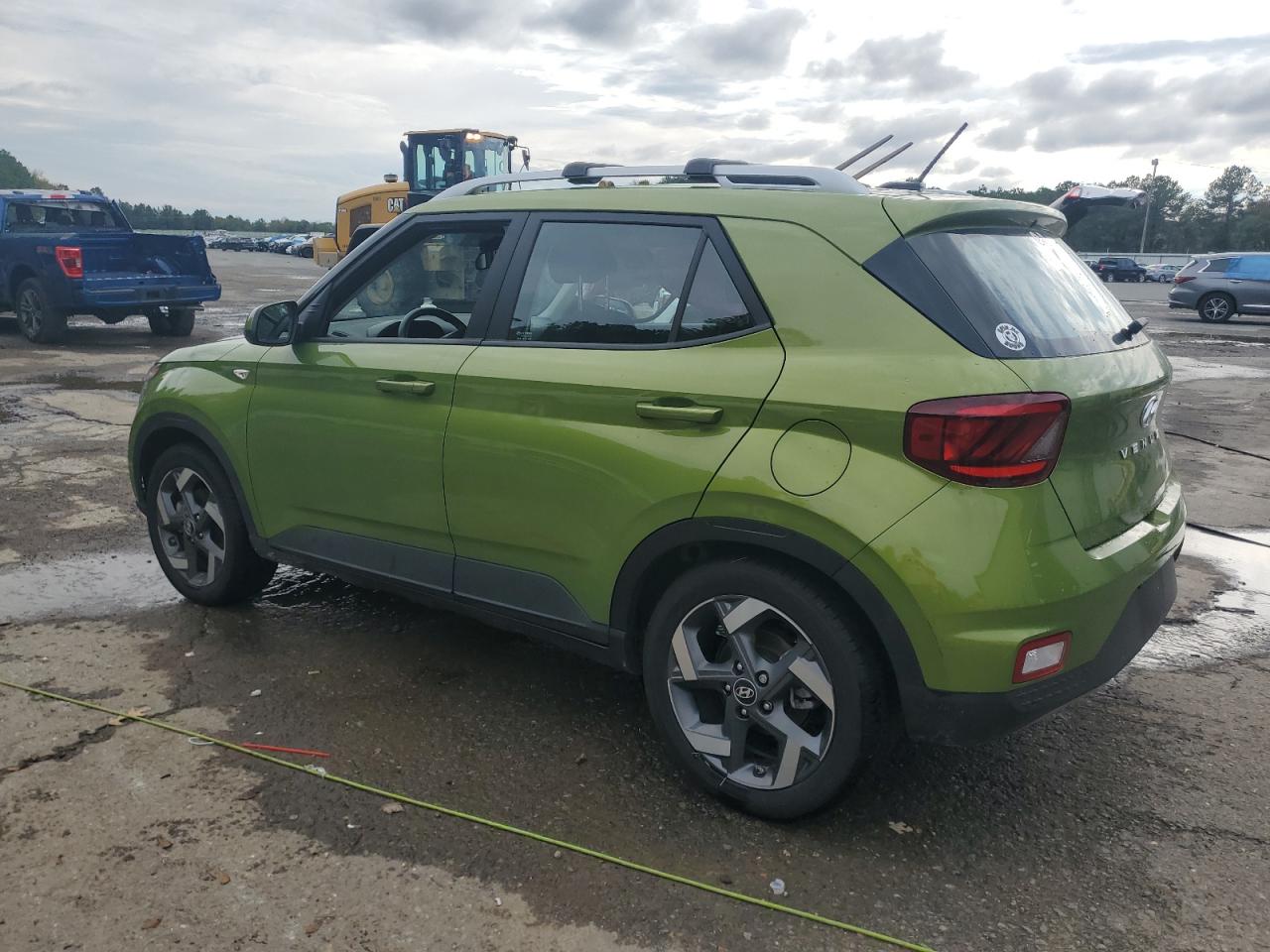 2023 Hyundai Venue - Image 2