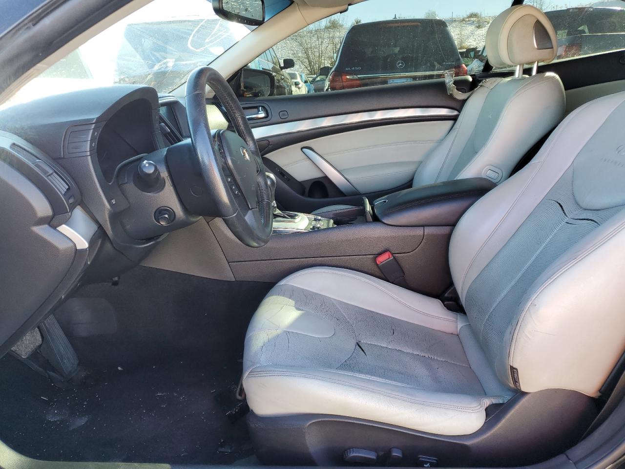2012 Infiniti G - Image 7
