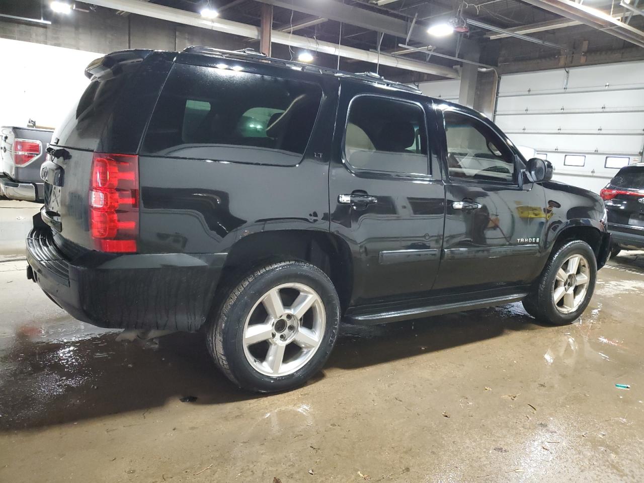 2007 Chevrolet Tahoe - Image 3