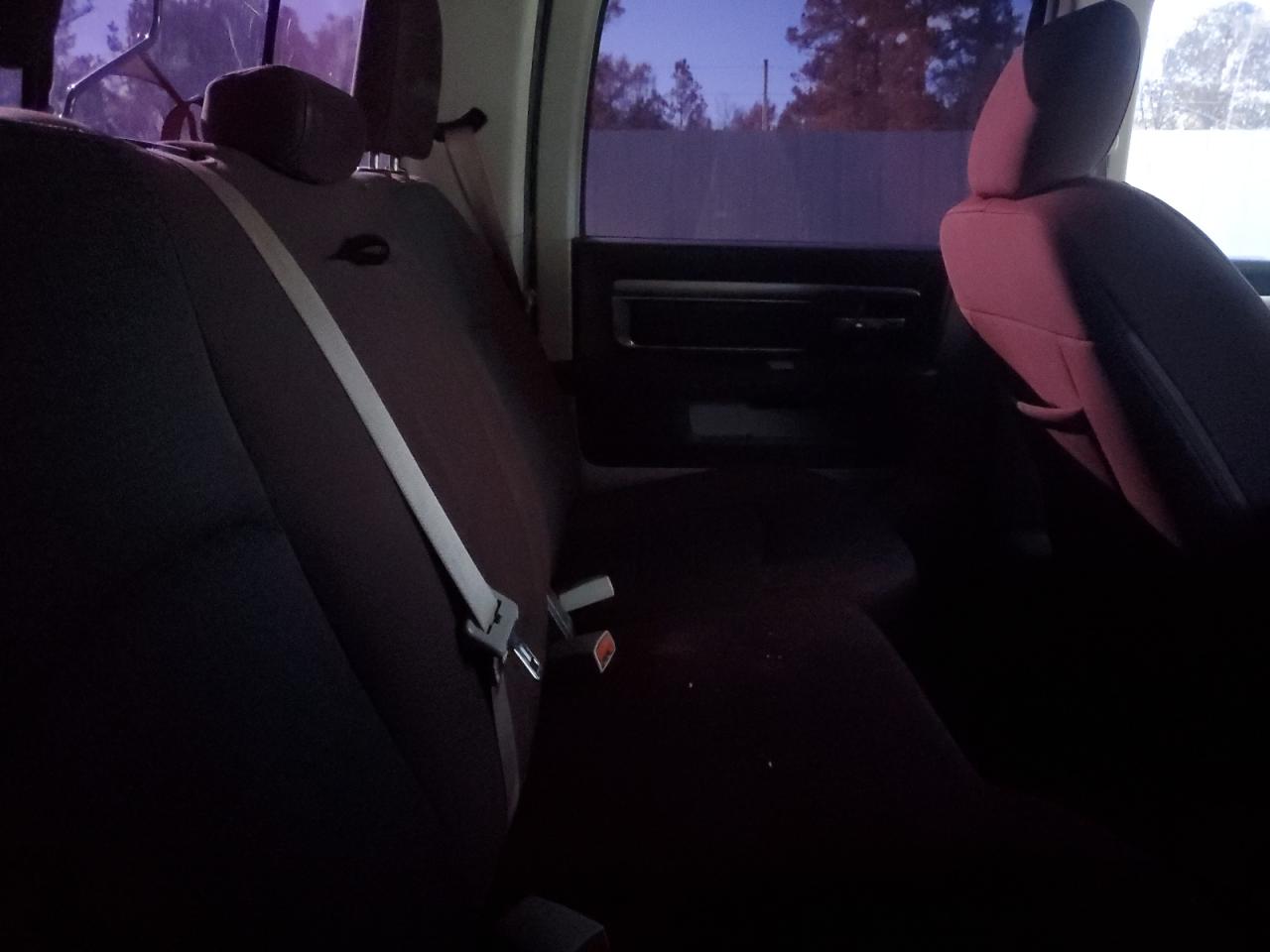 2016 RAM 1500 - Image 10