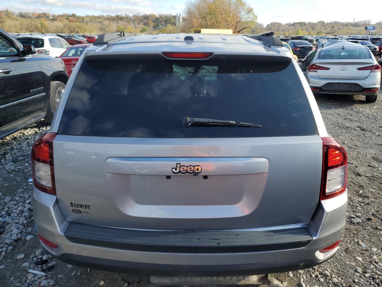2016 Jeep Compass - Image 6