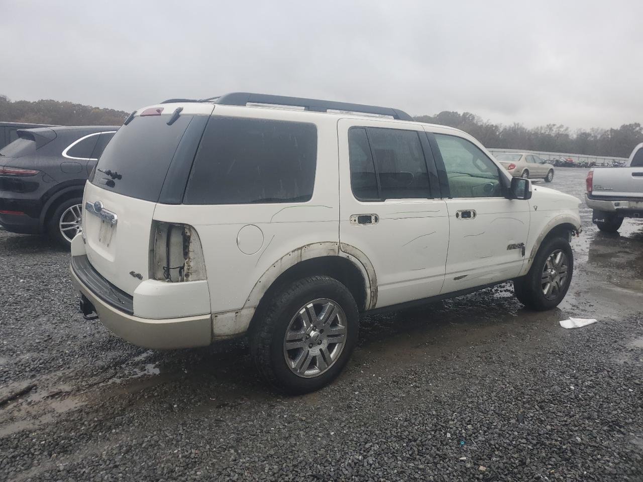 2008 Ford Explorer - Image 3
