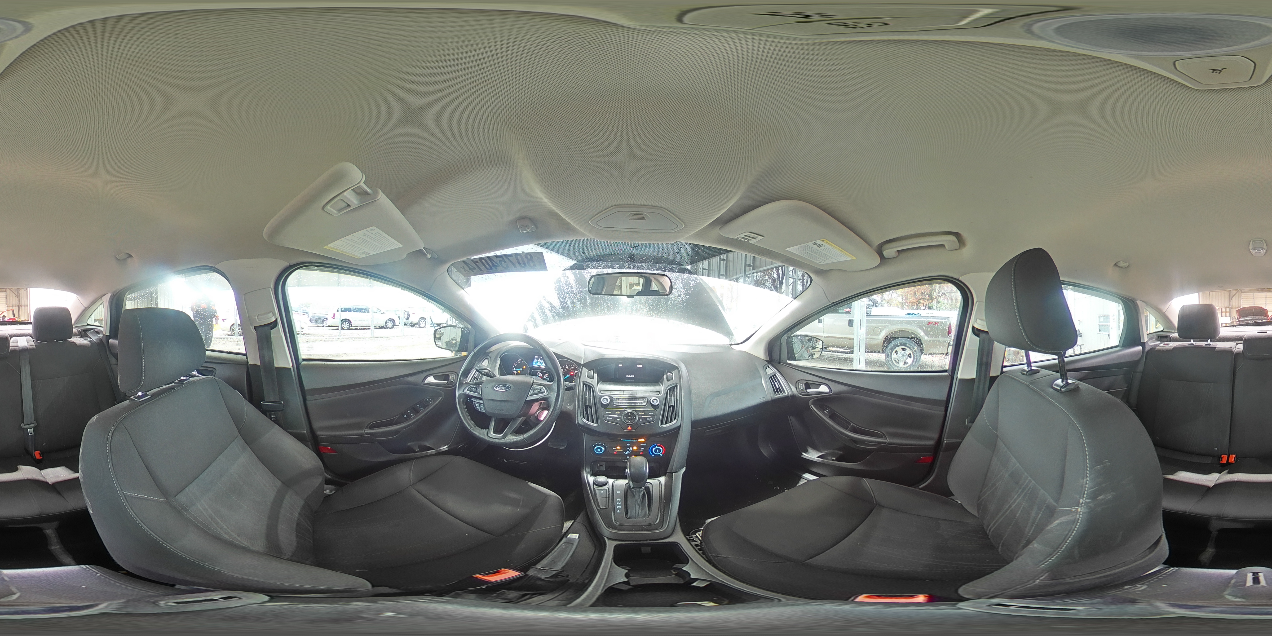 2018 Ford Focus - Image 13