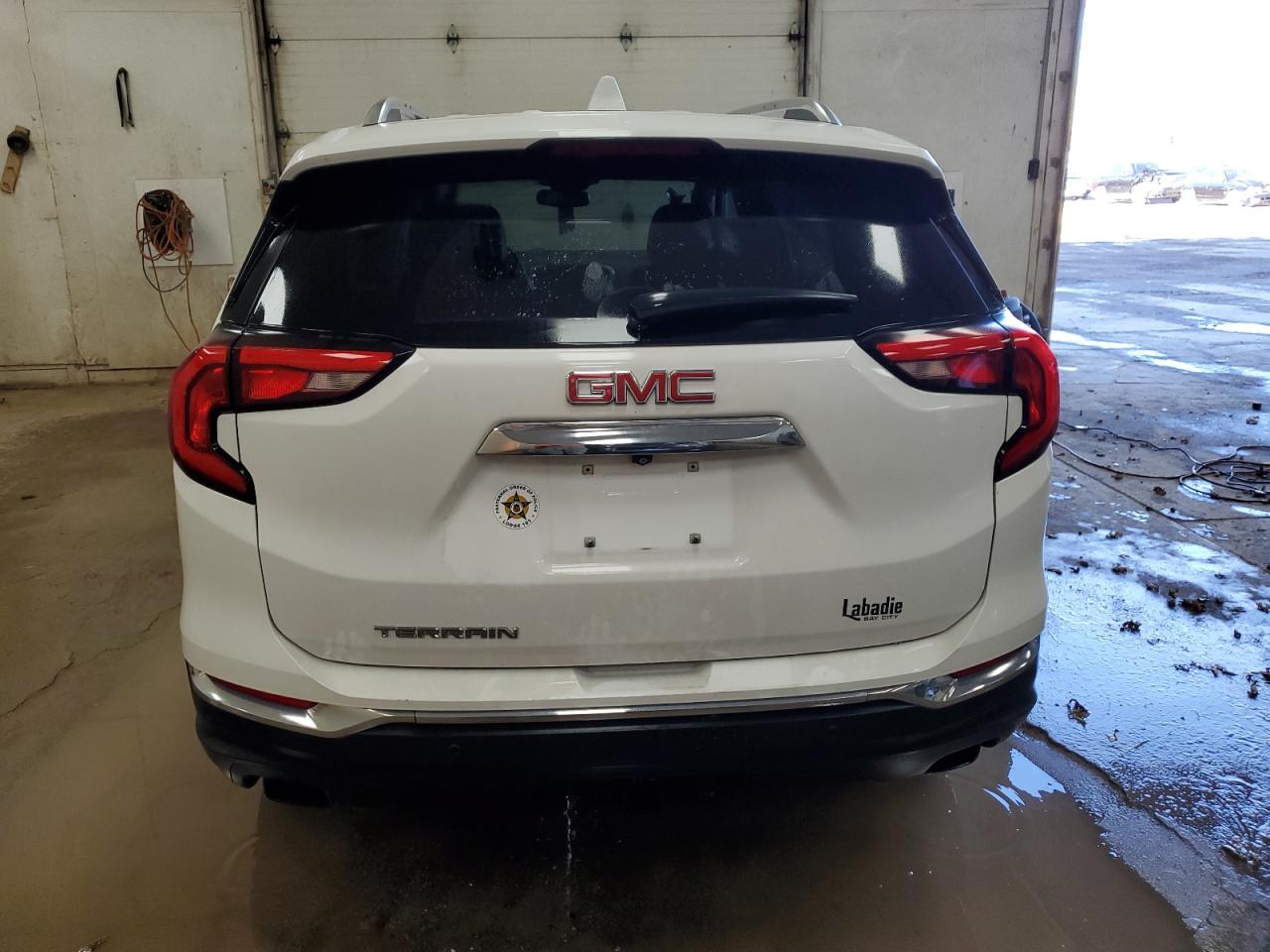 2019 GMC Terrain - Image 6