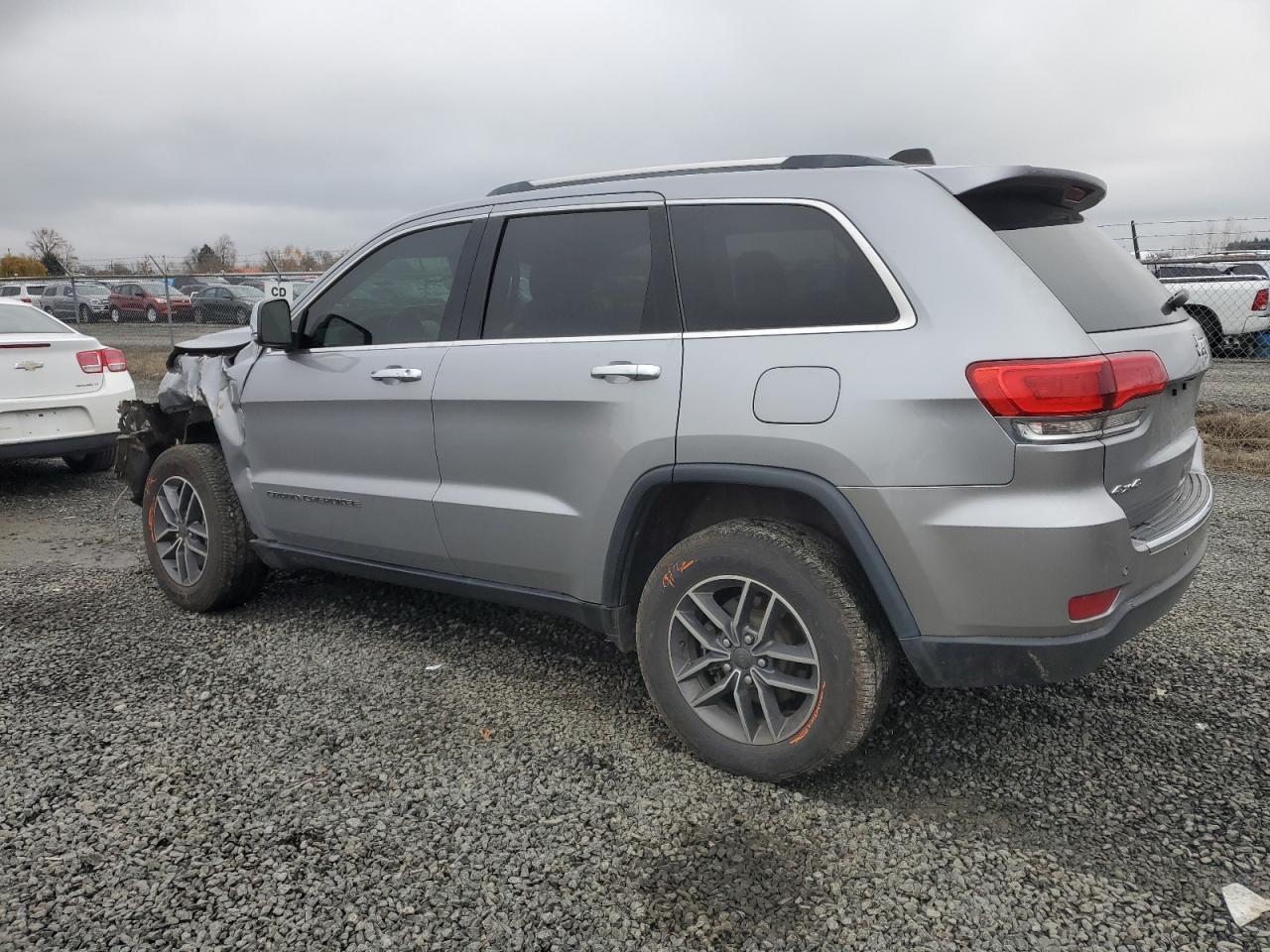 2019 Jeep Grand Cherokee - Image 2