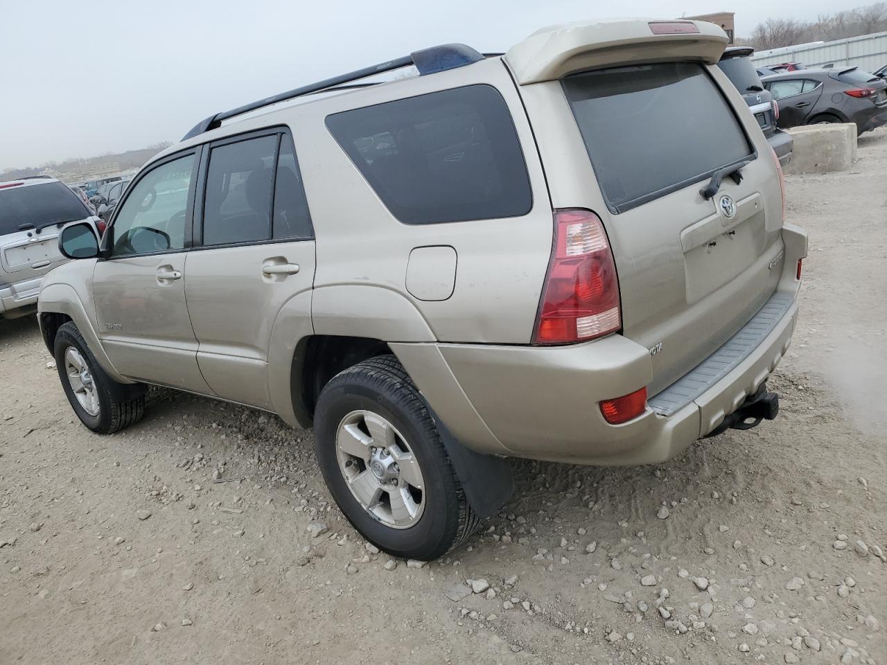 2005 Toyota 4Runner - Image 2