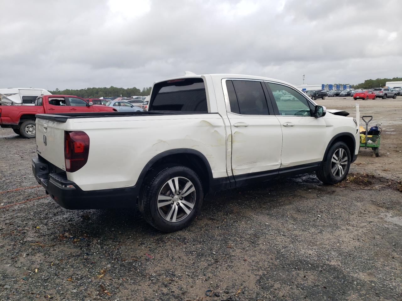 2017 Honda Ridgeline Rts VIN: 5FPYK2F45HB010594 Lot: 79382354