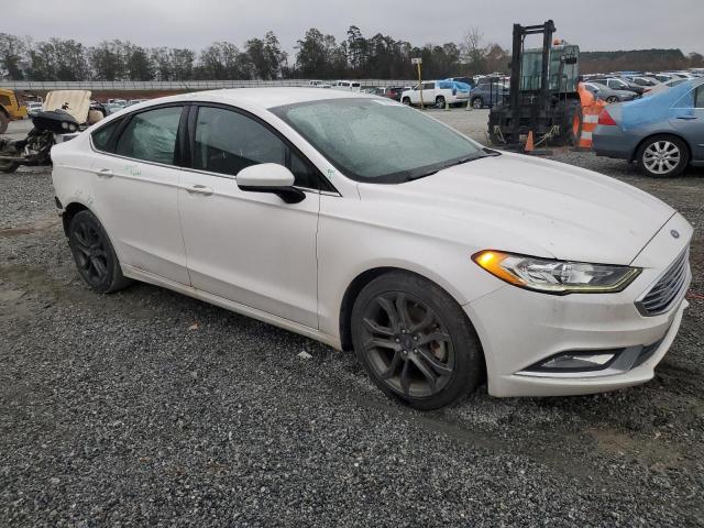  FORD FUSION 2018 Белый