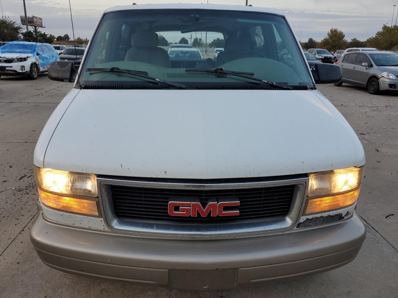 2003 GMC Safari - Image 5