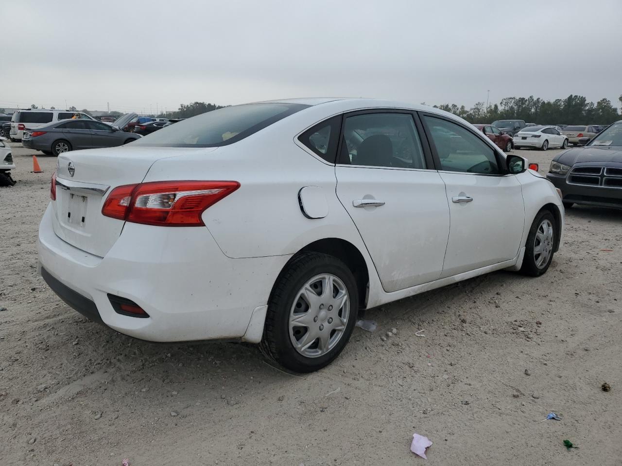 2018 Nissan Sentra - Image 3