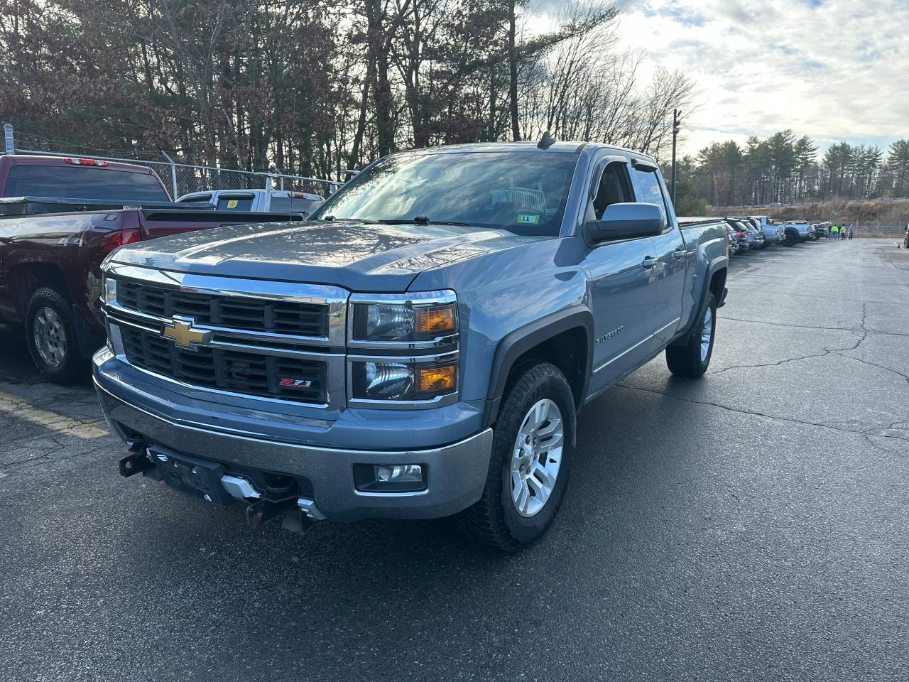 2015 Chevrolet Silverado - Image 2