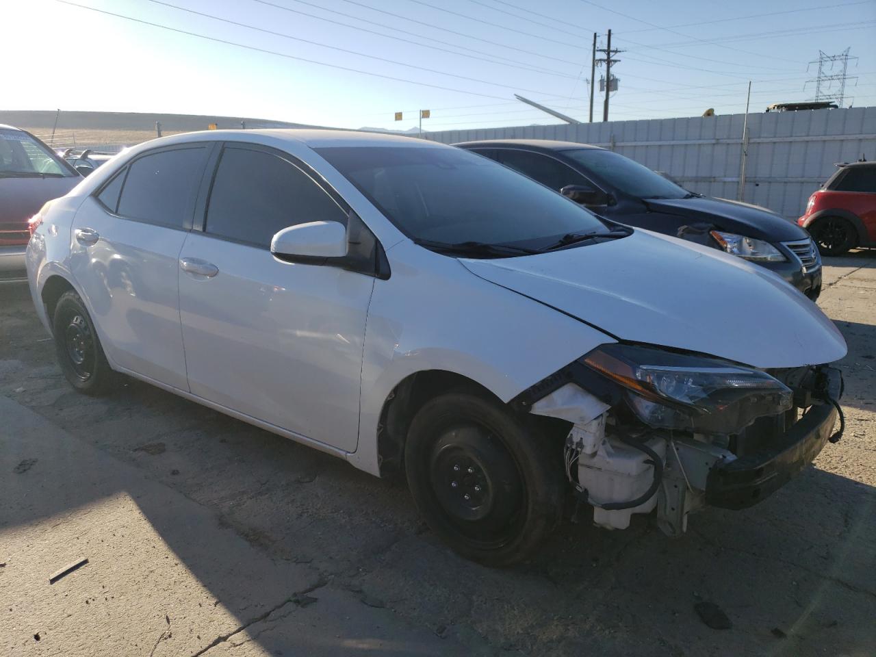 VIN 2T1BURHE7JC984711 2018 TOYOTA COROLLA no.4