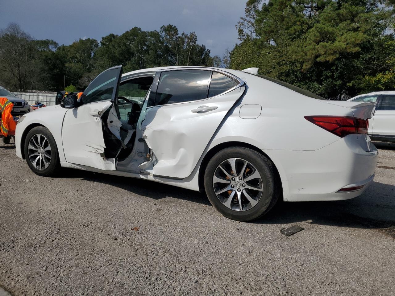 2016 Acura TLX - Image 2