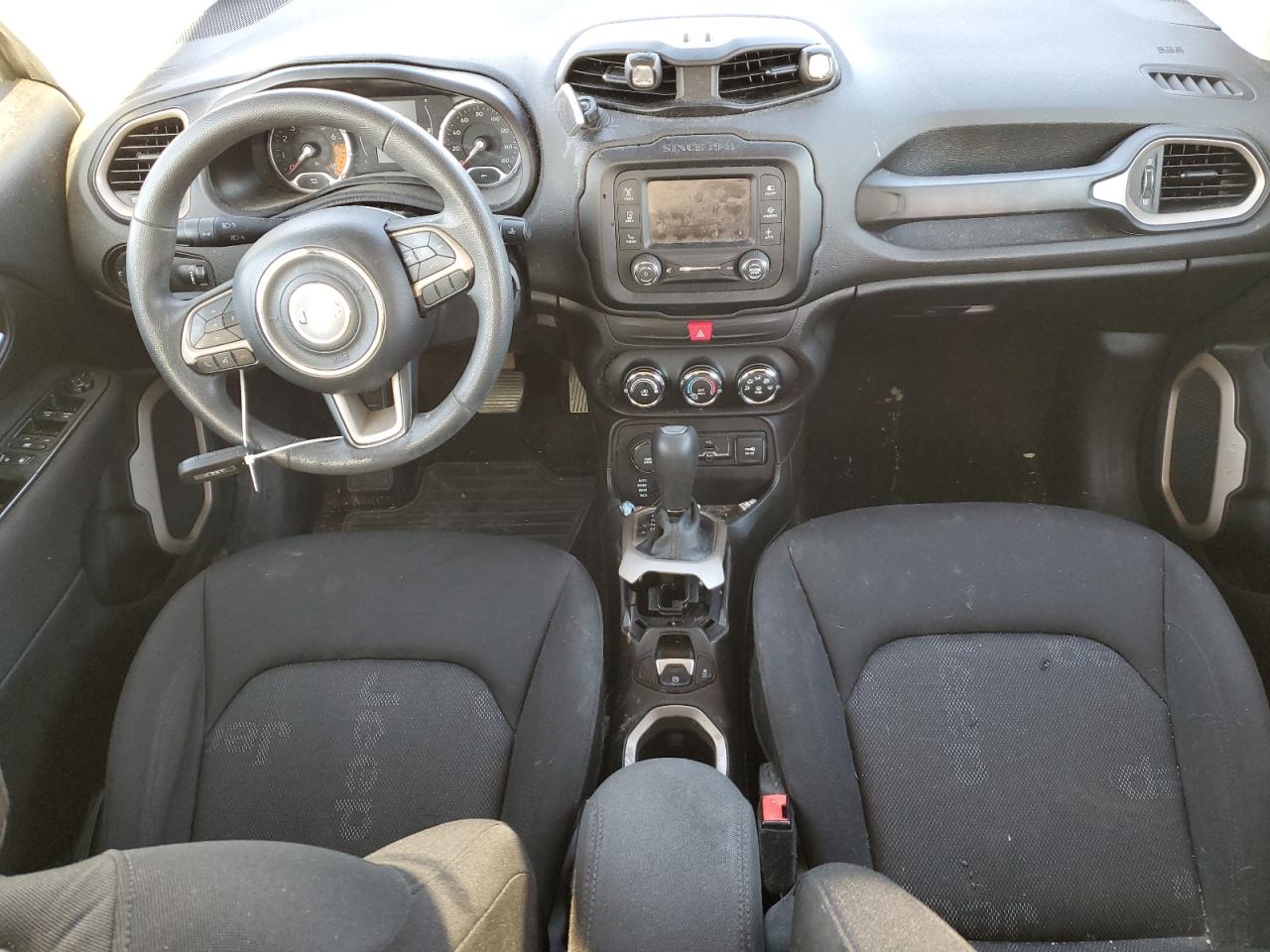2016 Jeep Renegade - Image 8