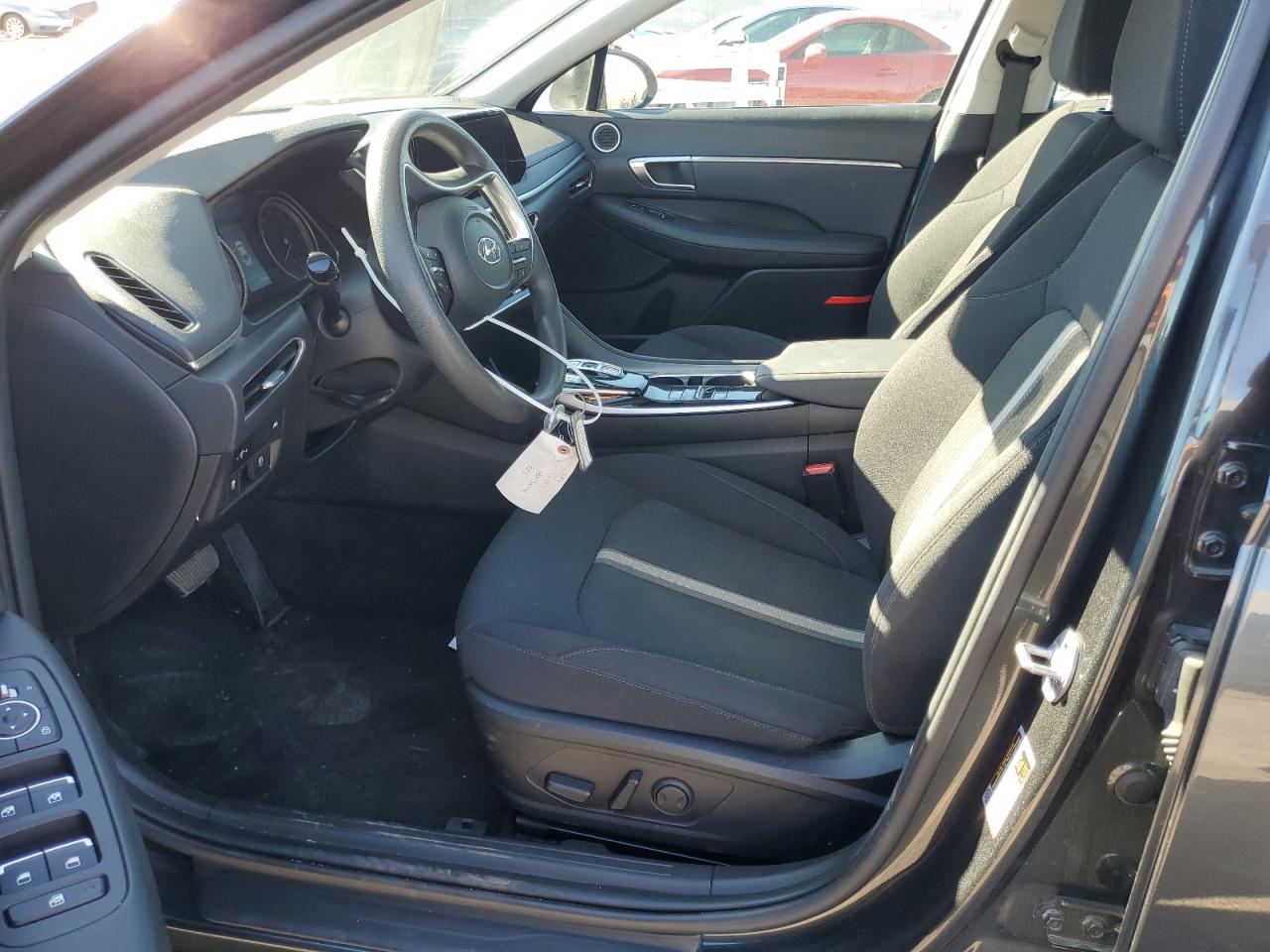 2023 Hyundai Sonata - Image 7