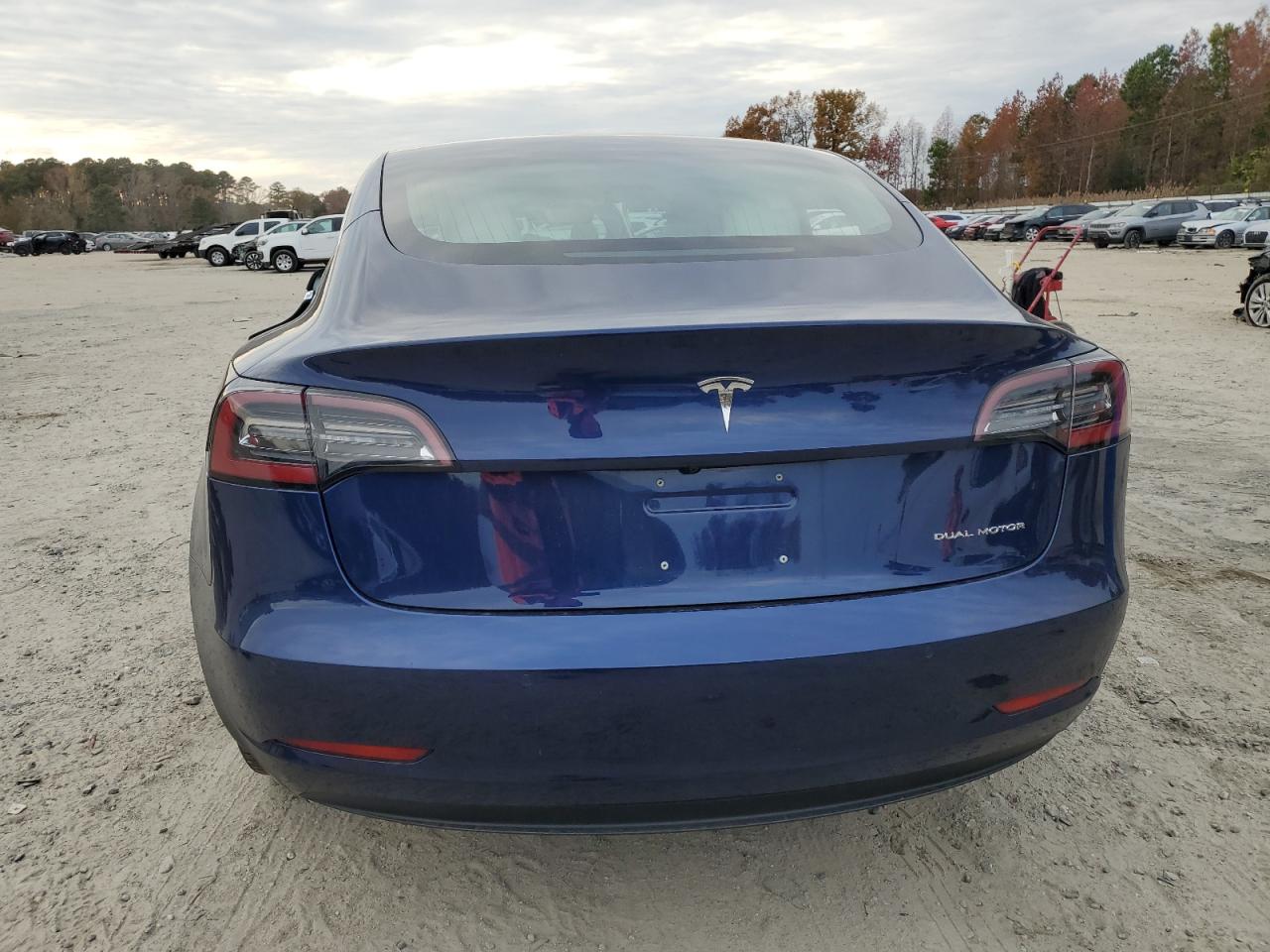 2018 Tesla Model 3 VIN: 5YJ3E1EB8JF096610 Lot: 82126984