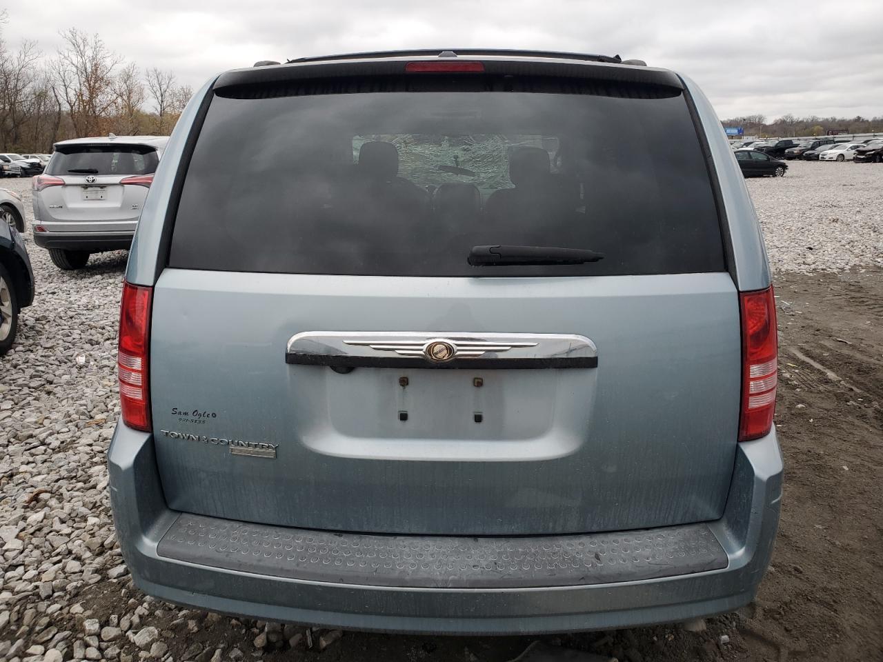 2008 Chrysler Town & Country Touring VIN: 2A8HR54P18R768593 Lot: 80481854