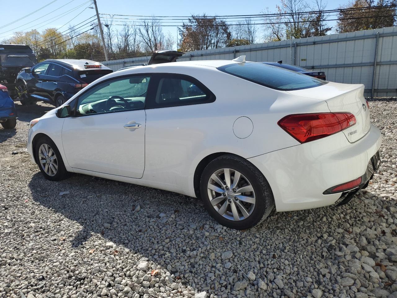 2015 Kia Forte - Image 2
