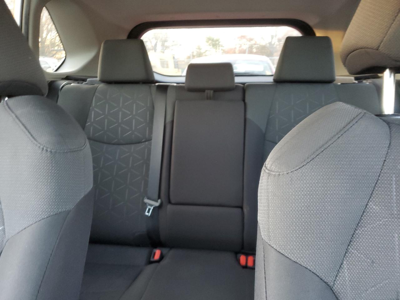 2020 Toyota RAV 4 - Image 10