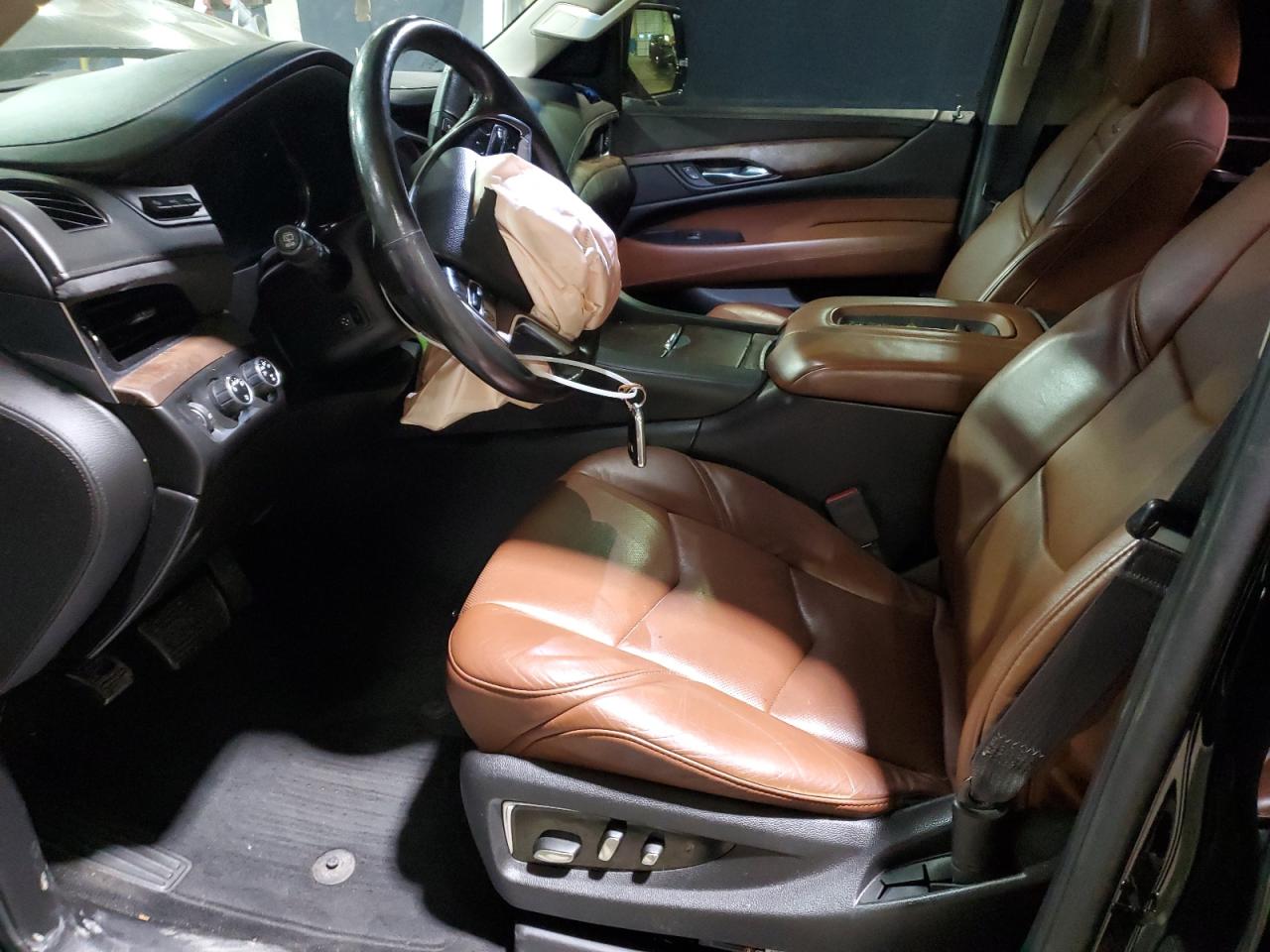 2016 Cadillac Escalade - Image 7