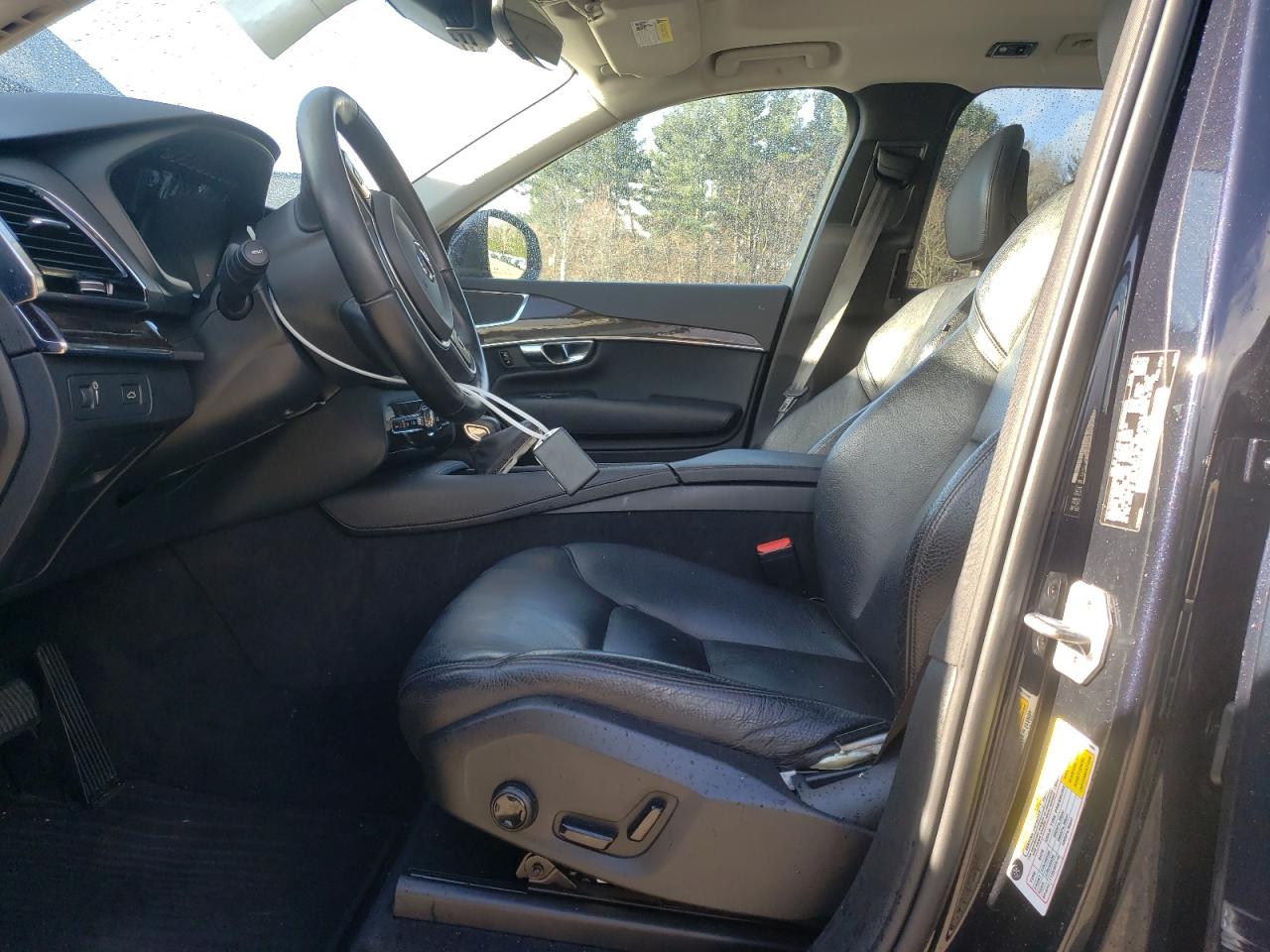 2016 Volvo XC90 - Image 7