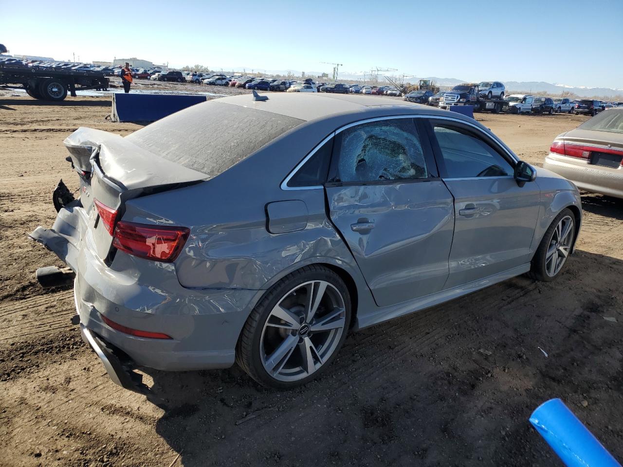 VIN WUABWHFF2J1903444 2018 AUDI RS3 no.3