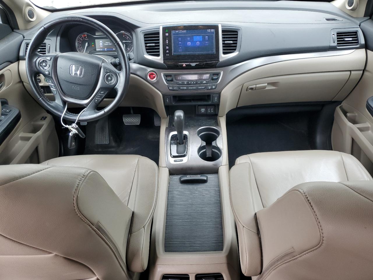 2016 Honda Pilot - Image 8