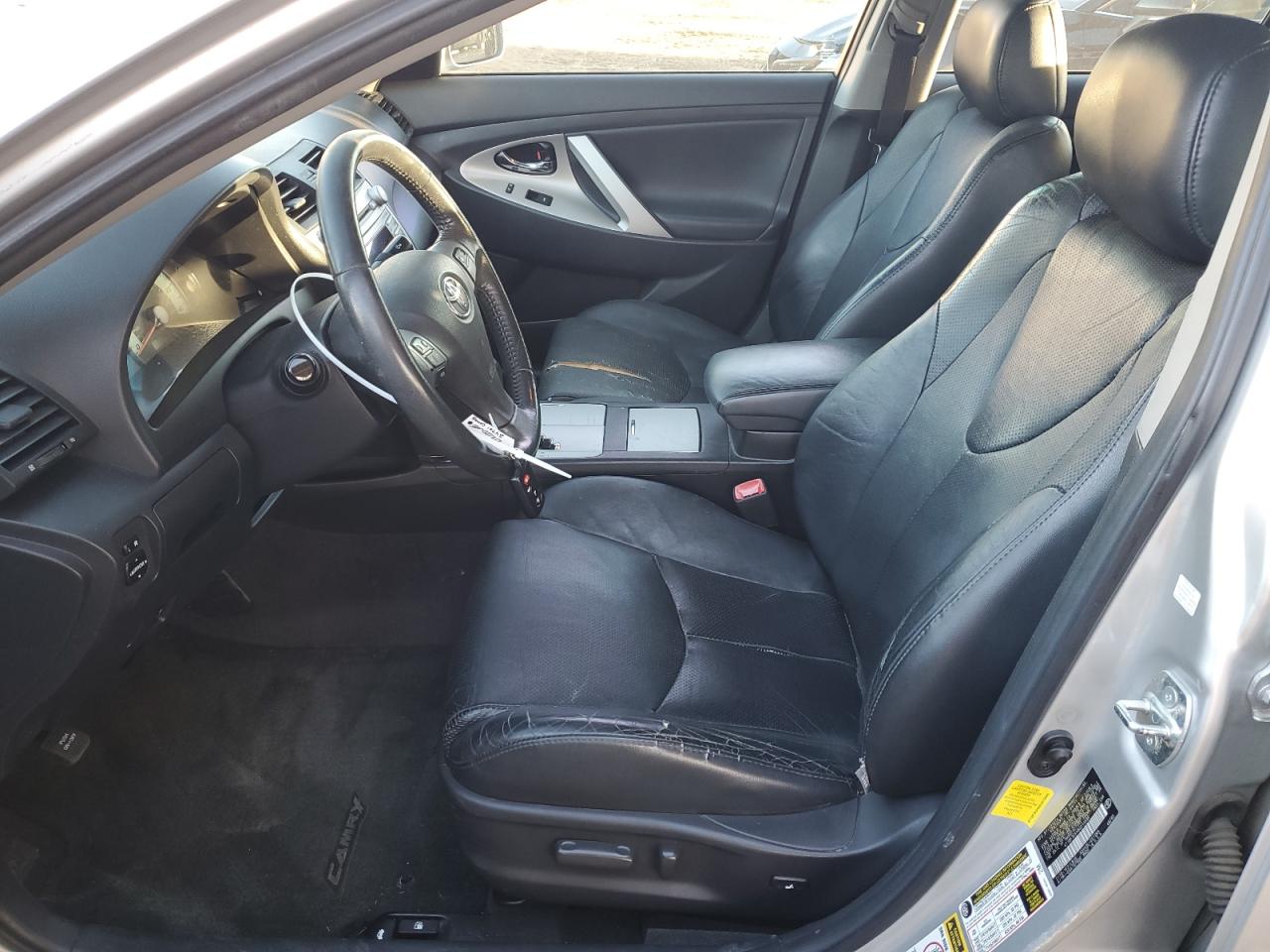 2011 Toyota Camry - Image 7