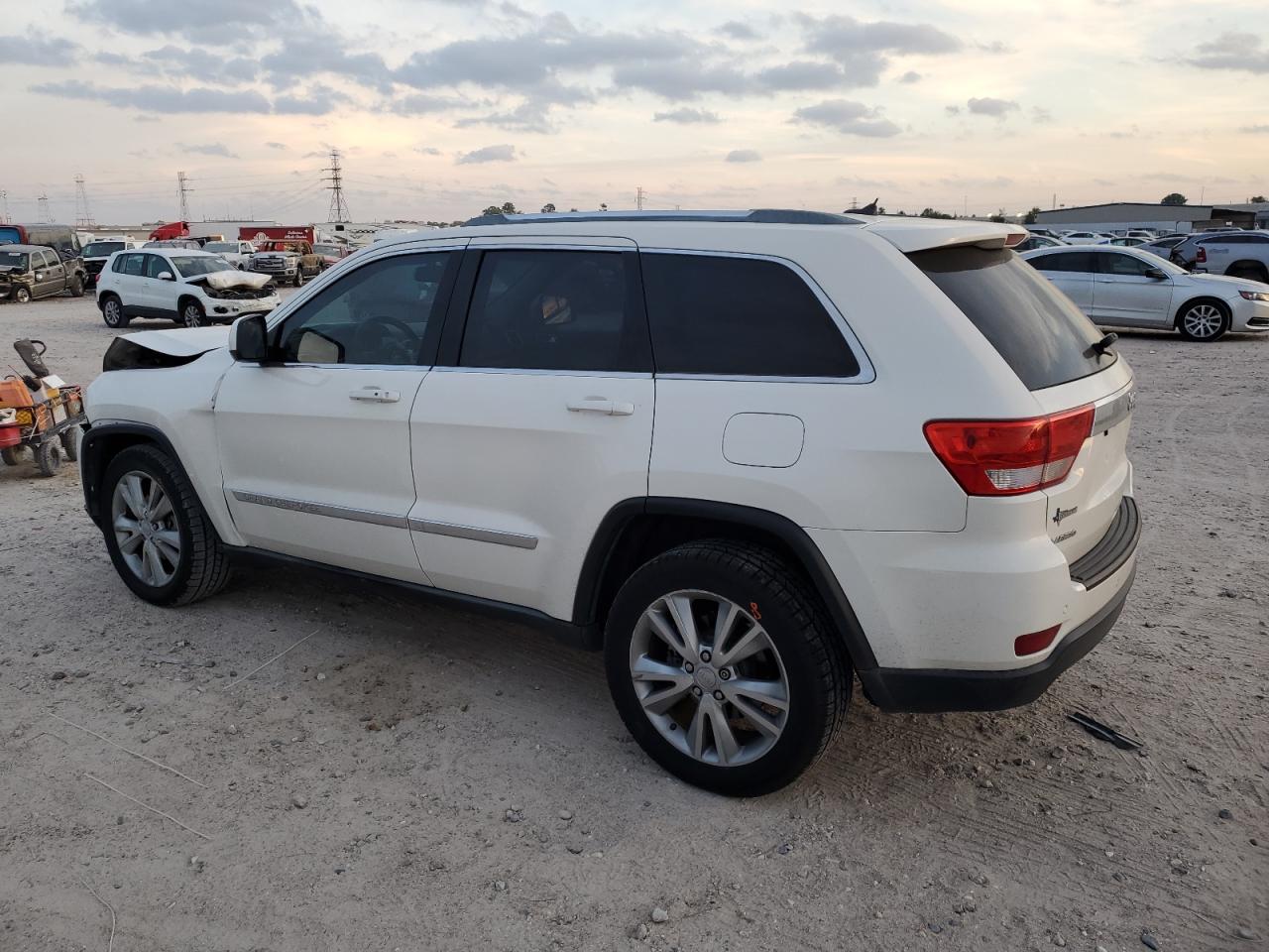 2012 Jeep Grand Cherokee - Image 2