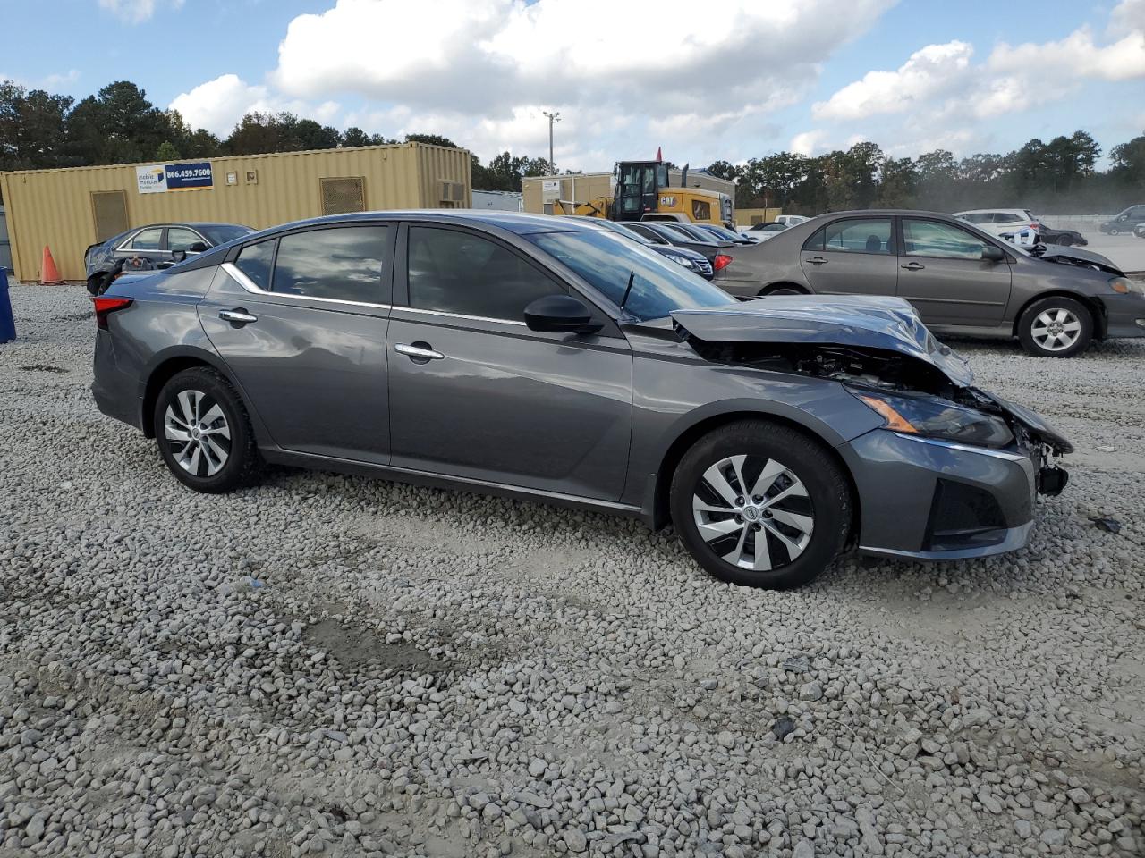 2024 Nissan Altima - Image 4