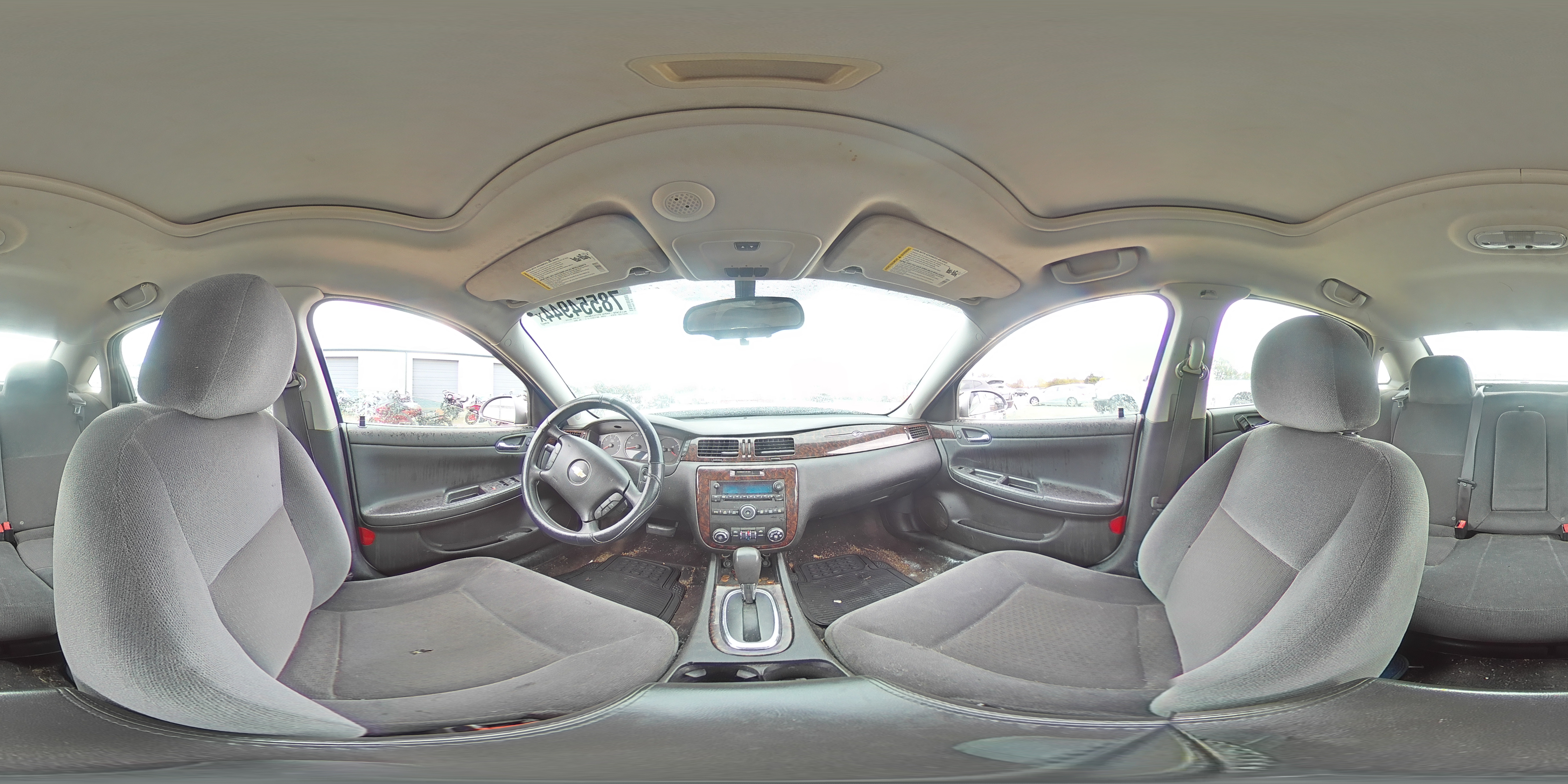2015 Chevrolet Impala - Image 13
